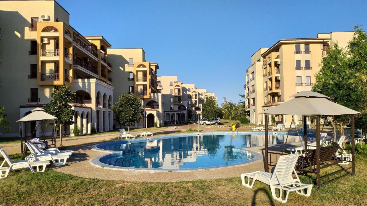 Lighthouse Golf Private Villa Lake View Балчик Экстерьер фото